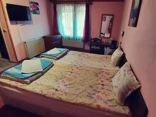 Family Santo Banszko